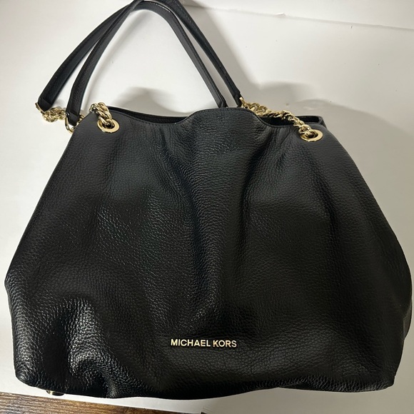 Michael Kors Black Slouchy Pebbled Leather Shoulder Bag with Gold Chain - Picture 2 of 10